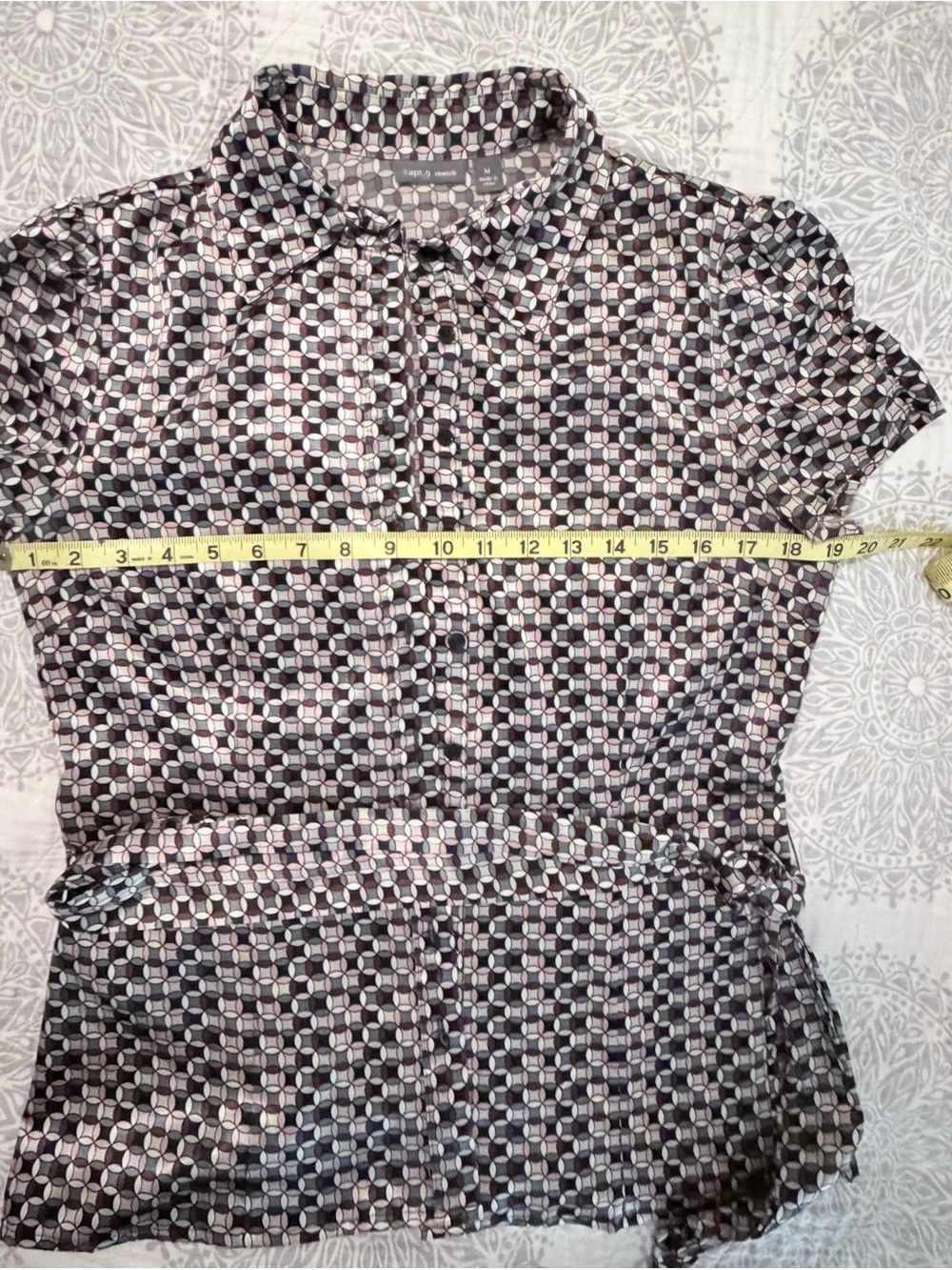 Apt. 9 Geometric Print Cap Sleeve Blouse in Black, White, Pink